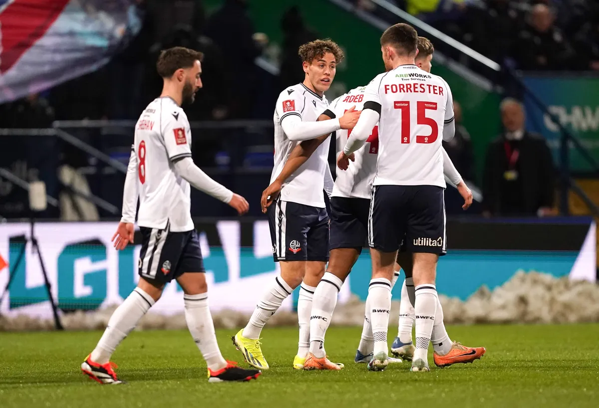bolton vs stockport — GB news