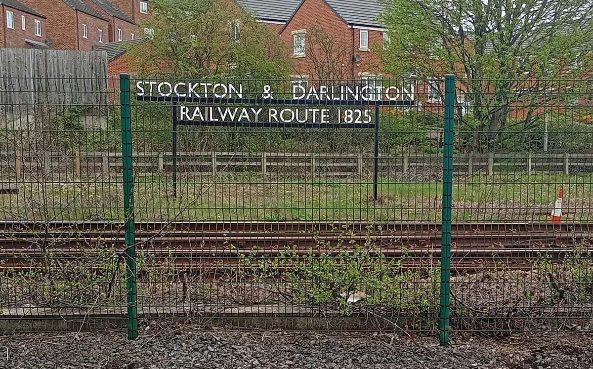 level crossing — GB news