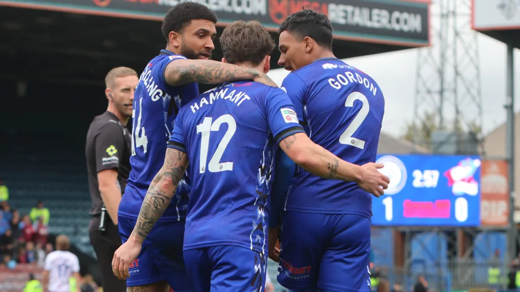 rochdale vs scunthorpe — GB news