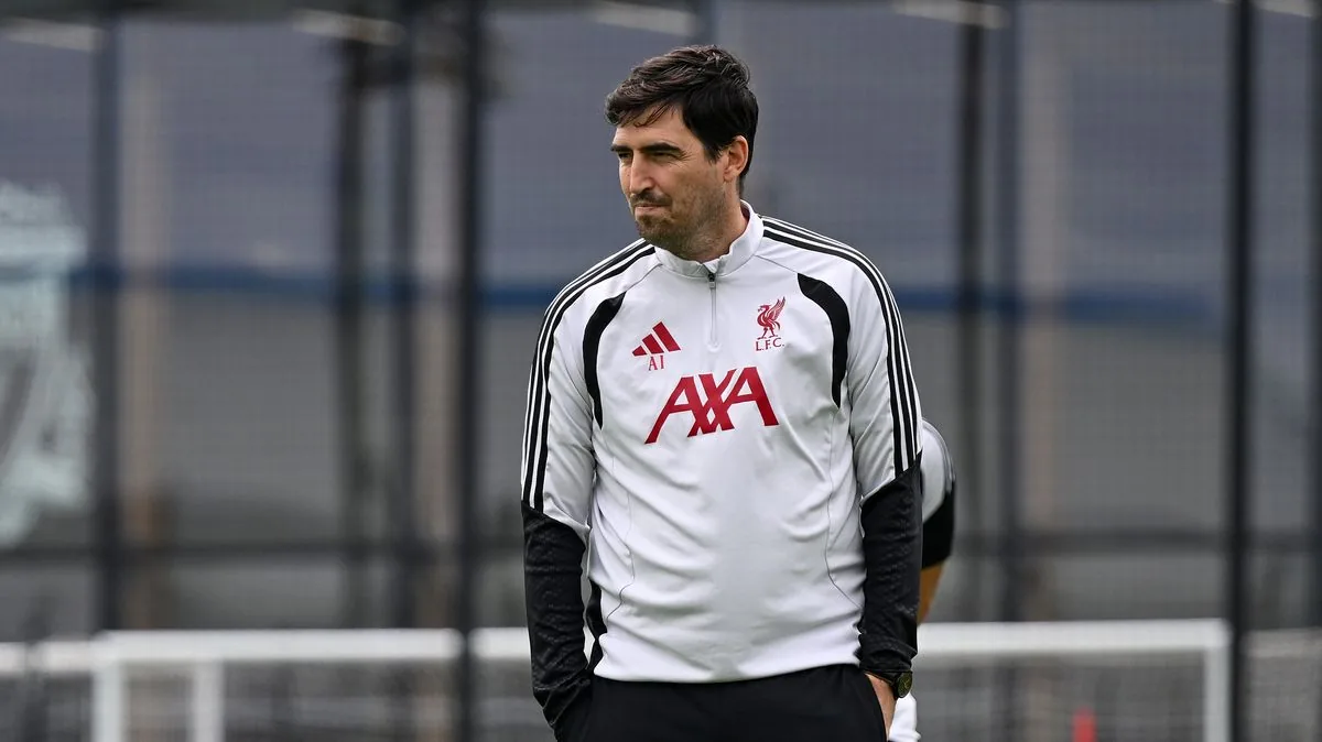 Press conference: Andoni Iraola on transfer window, Alisson, Szoboszlai deal and vice-captaincy - Liverpool FC