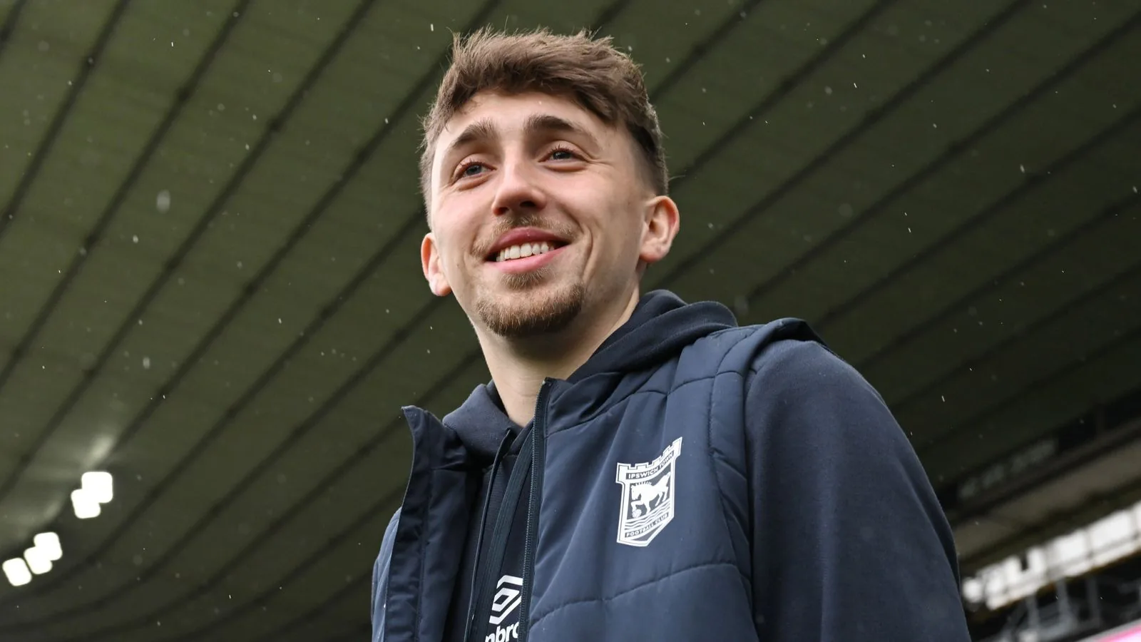 Dan Neil: Rangers sign midfielder from Sunderland on three-year deal