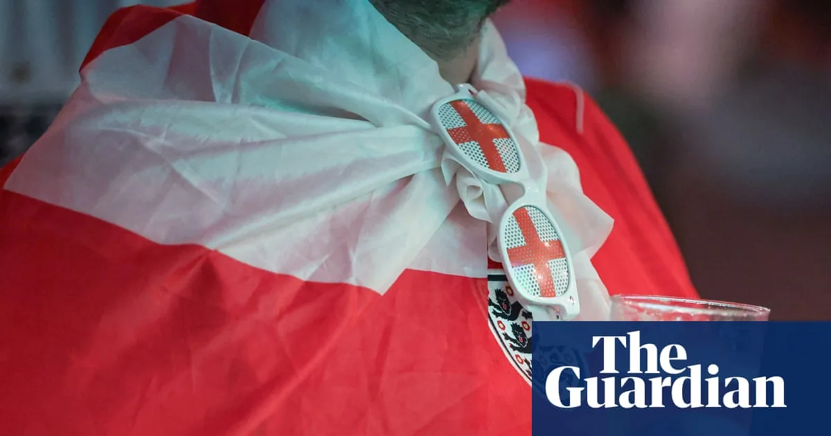 World Cup: Police criticise timing of decision on pubs staying open for England match